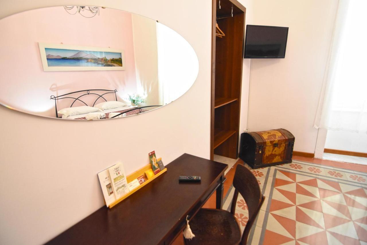 Sunrise B&B Napoli Bagian luar foto