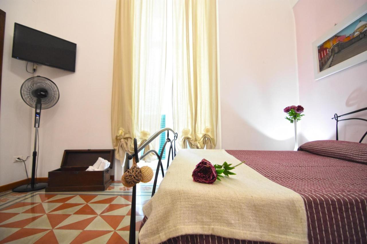 Sunrise B&B Napoli Bagian luar foto